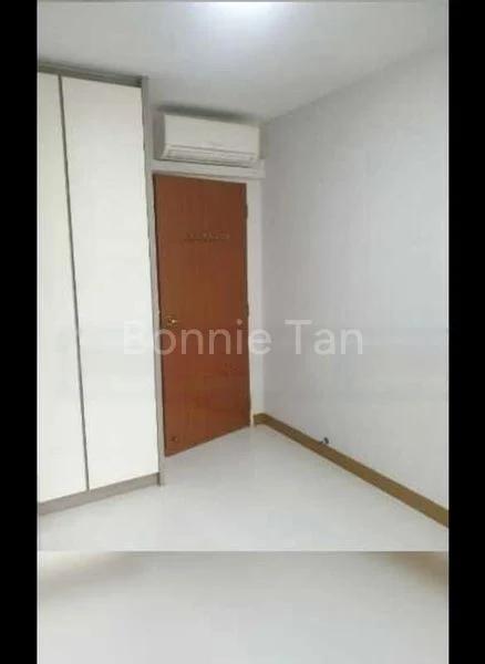 Room (HDB) for Rent in  472C Fernvale Street - Image 1